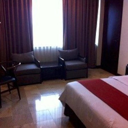 Mitra Bandung Hotel Zewnętrze zdjęcie