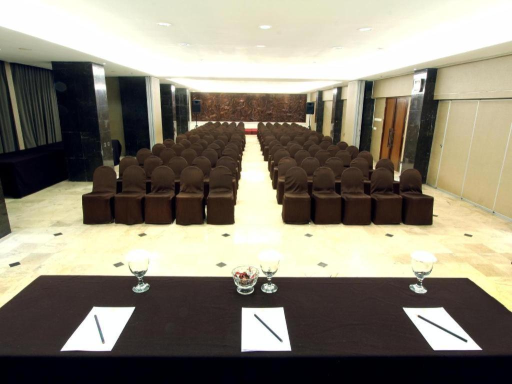 Mitra Bandung Hotel Zewnętrze zdjęcie