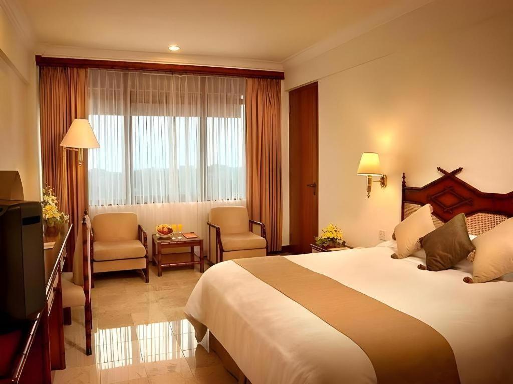 Mitra Bandung Hotel Zewnętrze zdjęcie