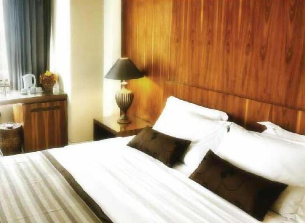 Mitra Bandung Hotel Zewnętrze zdjęcie