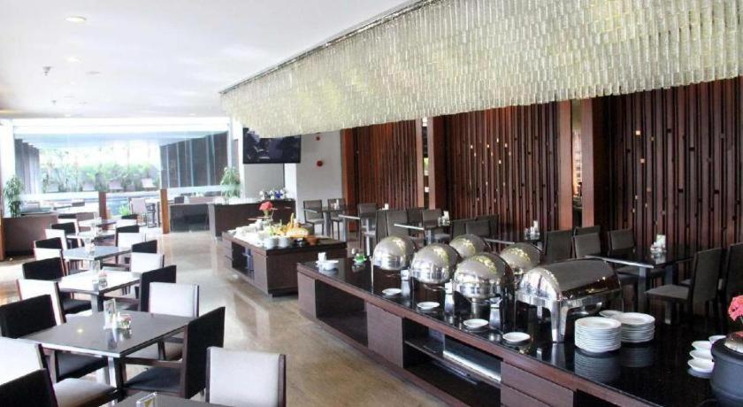 Mitra Bandung Hotel Zewnętrze zdjęcie